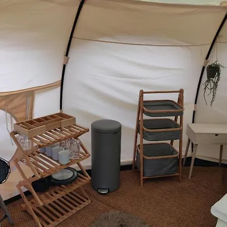 Camping Terrassen & *