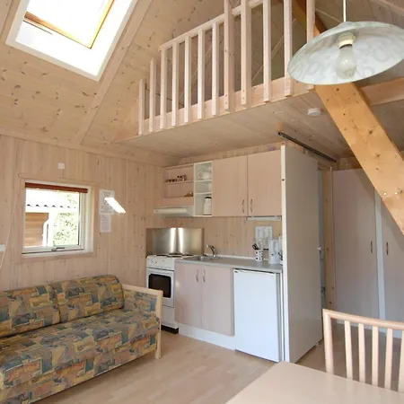 Camping Terrassen & *
